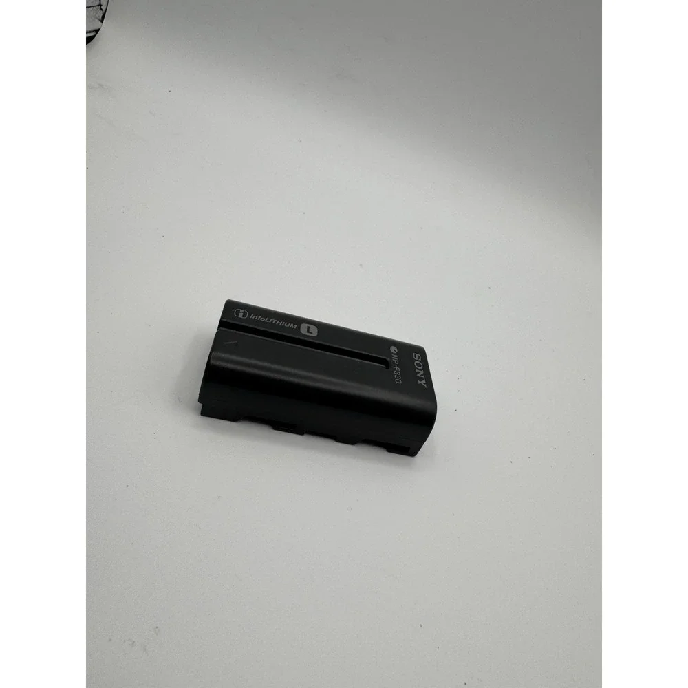 Sony np-f330 camcorder battery InfoLithium lithium FOR PARTS REPAIR NO CHARGE